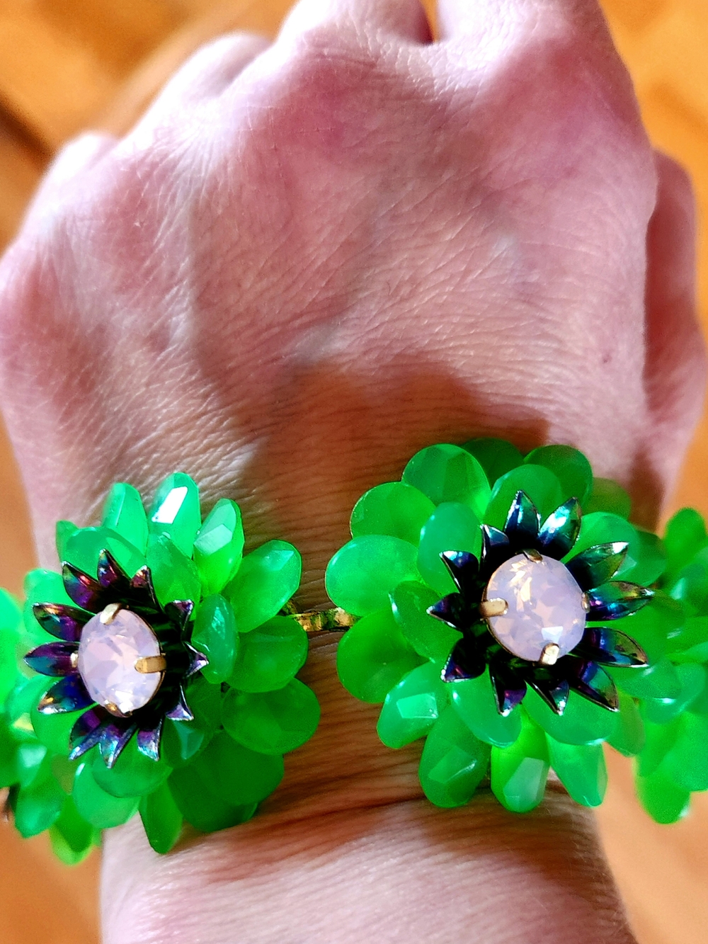 J. Crew Green Flower Cluster Bracelet with Opalescent Centers